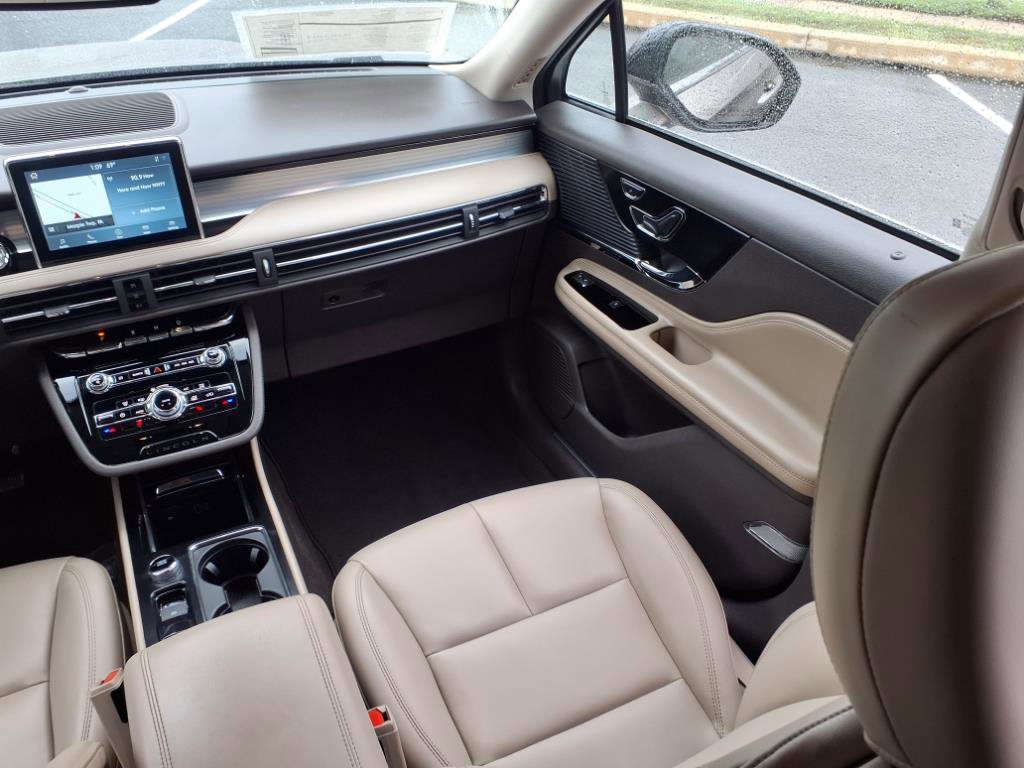 Certified 2021 Lincoln Corsair AWD w/ Equipment Group 101A image 14