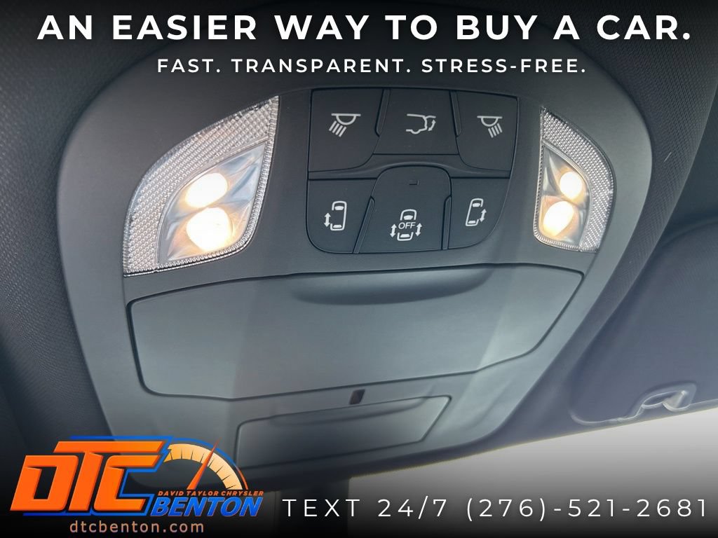 New 2027 Chrysler Pacifica Select FWD image 25