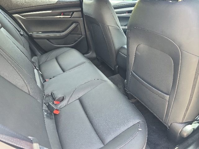 Used 2023 MAZDA MAZDA3 s FWD image 15