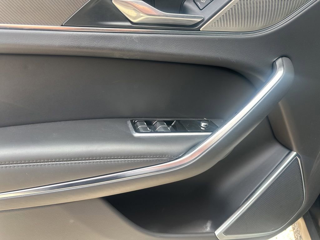 Used 2021 Jaguar F-PACE SVR AWD/4WD image 18