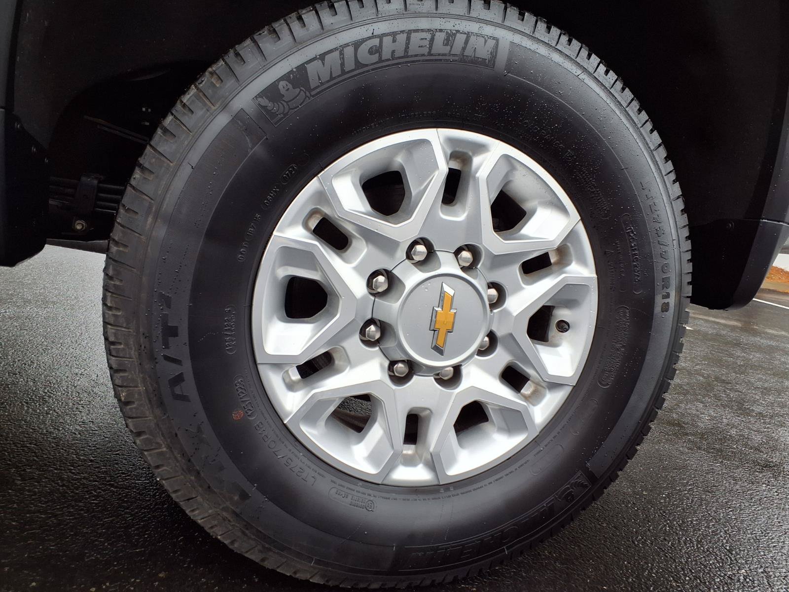 Used 2024 Chevrolet Silverado 3500 LTZ AWD/4WD image 34