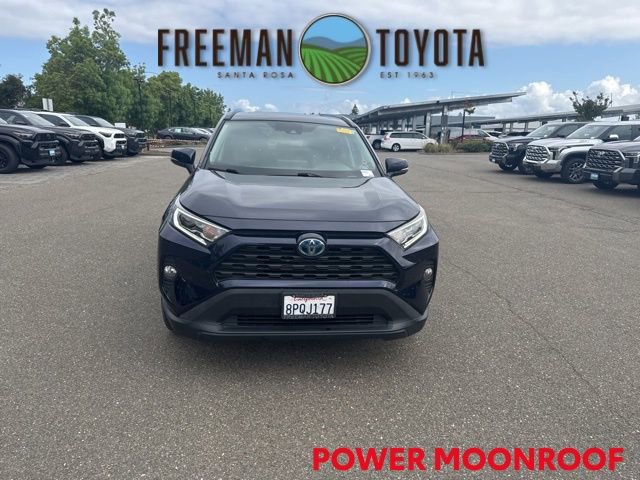 Used 2020 Toyota RAV4 XLE w/ Convenience Package AWD/4WD image 3