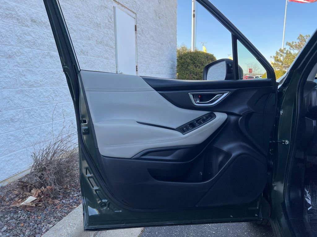Used 2022 Subaru Forester Premium image 9