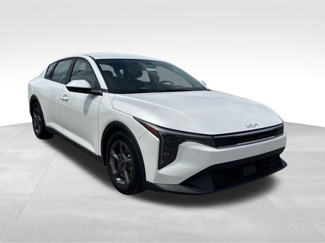 Used 2025 Kia K4 FWD image 3