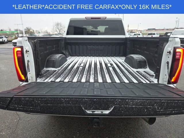 Used 2024 GMC Sierra 3500 SLT image 32