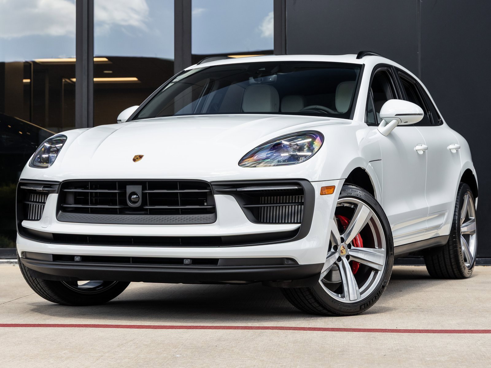 New 2026 Porsche Macan S image 1