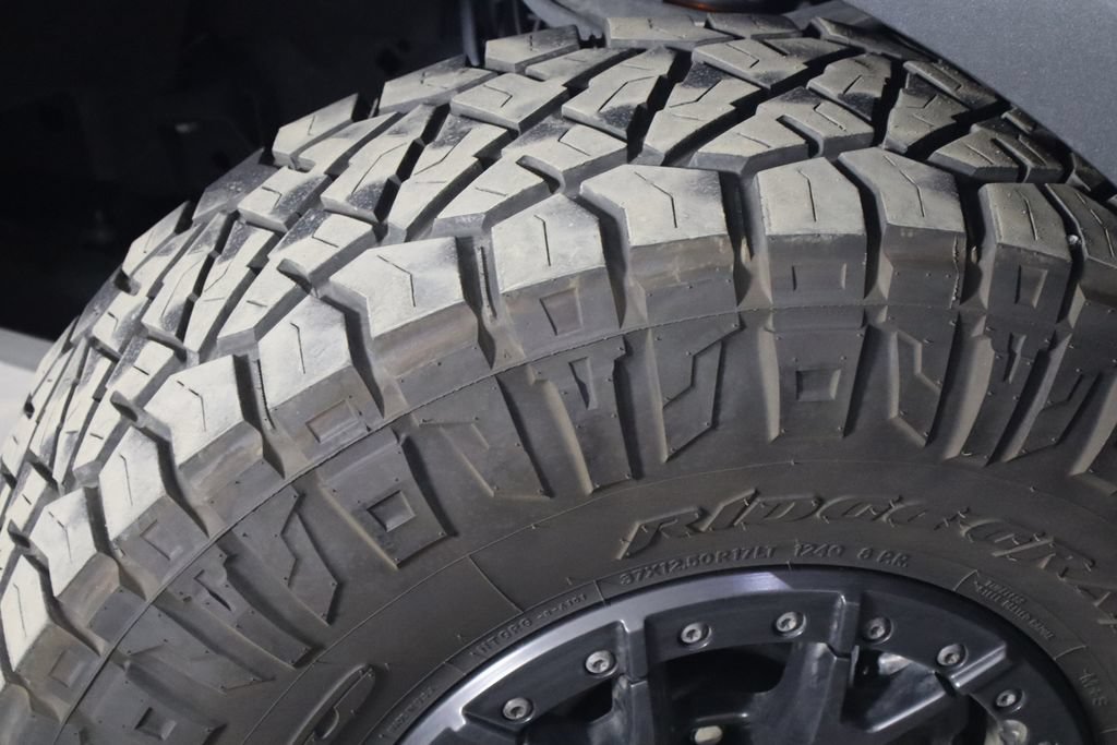 Used 2023 Ford F150 Raptor w/ Raptor 37 Performance Package AWD/4WD image 33