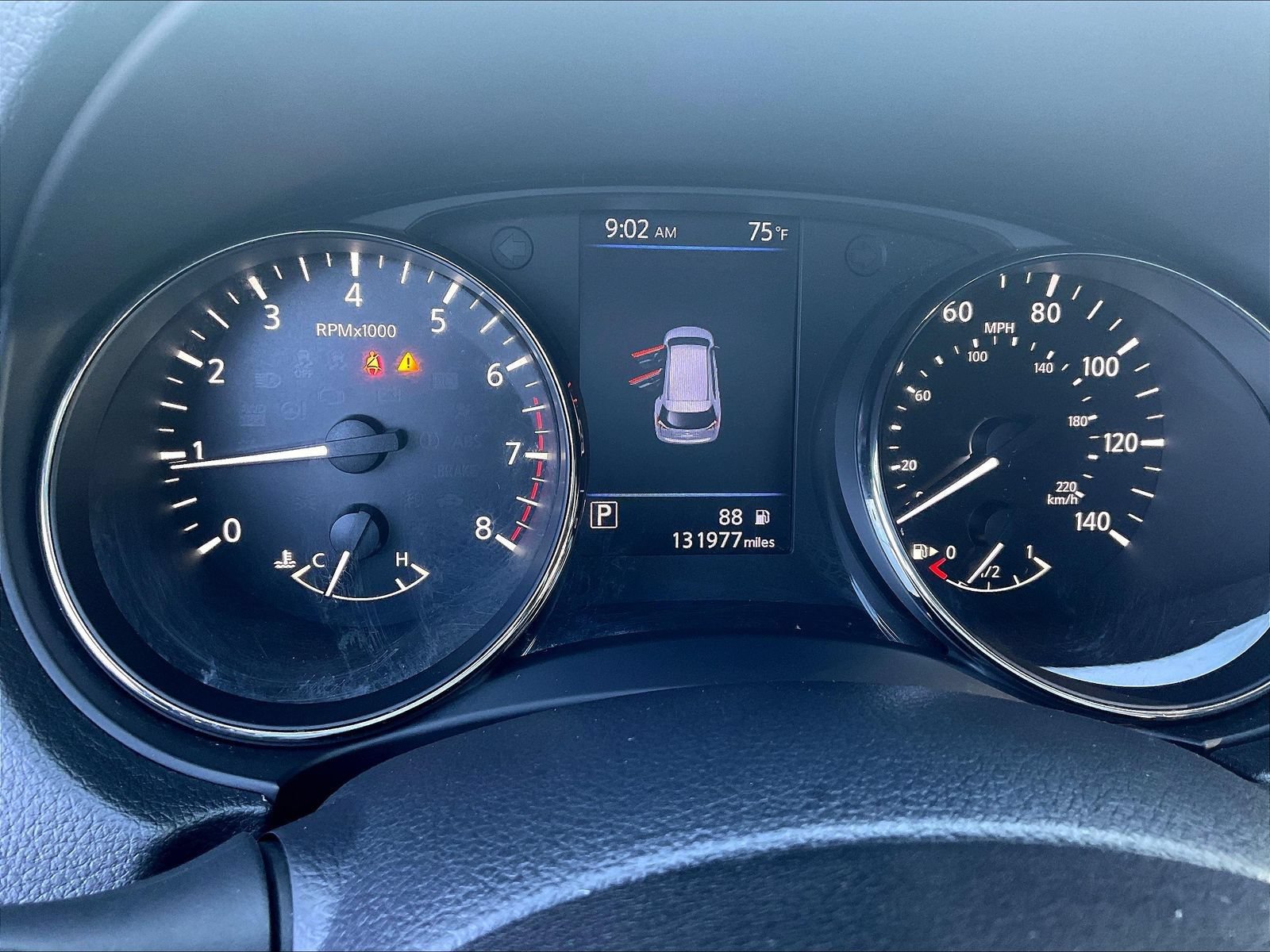 Used 2020 Nissan Rogue SV FWD image 14