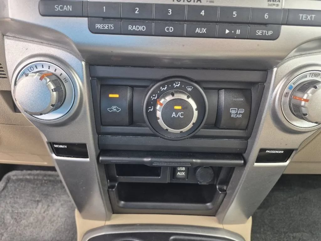 Used 2013 Toyota 4Runner SR5 RWD image 23