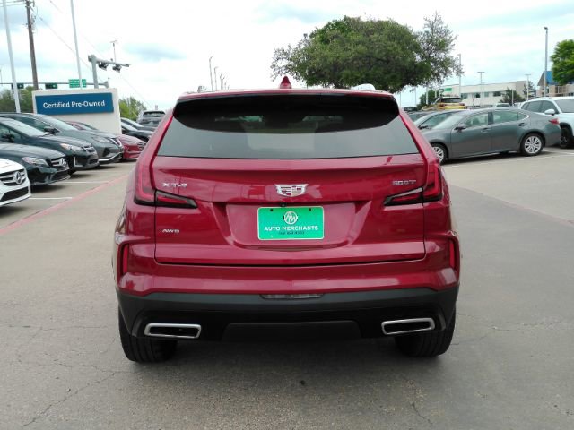 Used 2024 Cadillac XT4 Premium Luxury image 7