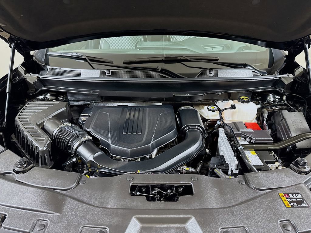 Certified 2025 GMC Acadia Denali w/ Super Cruise Package image 31