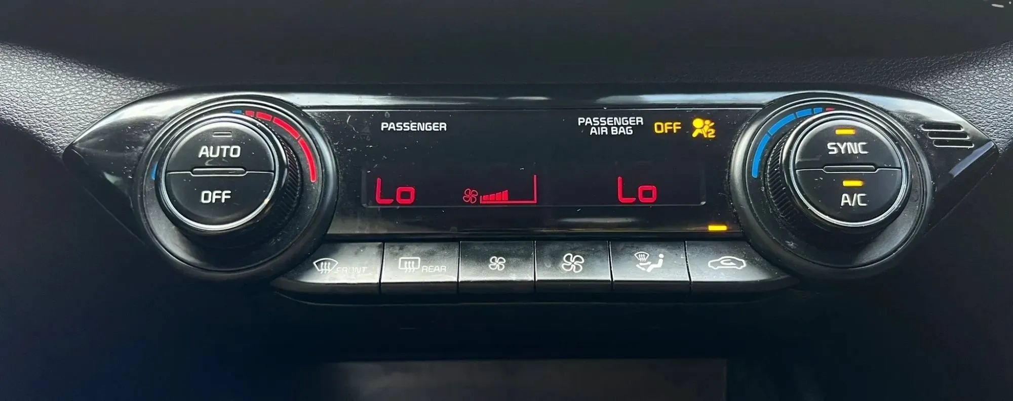 Used 2019 Kia Forte Sedan FWD image 31