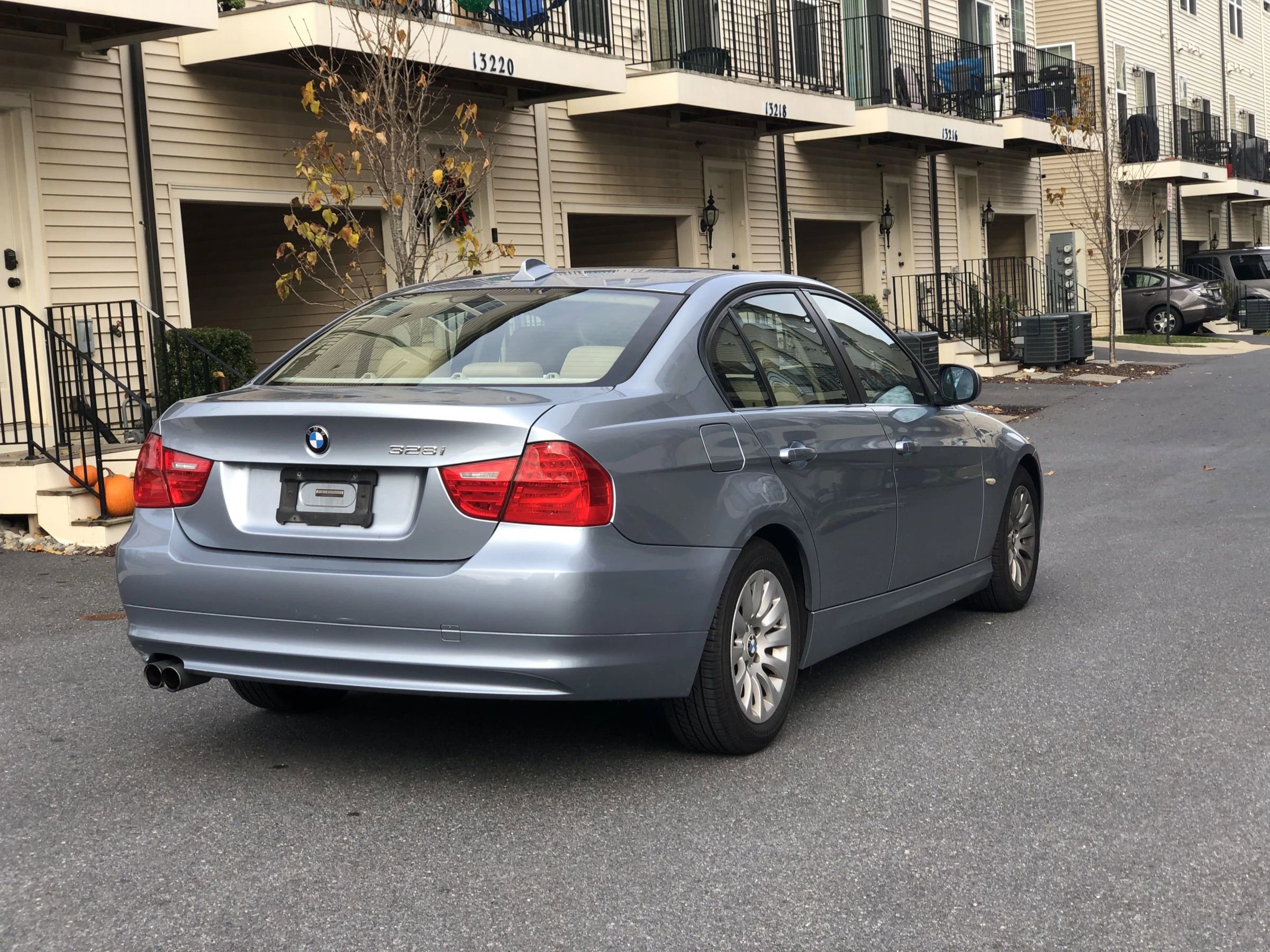 Used 2009 BMW 328i Sedan image 4