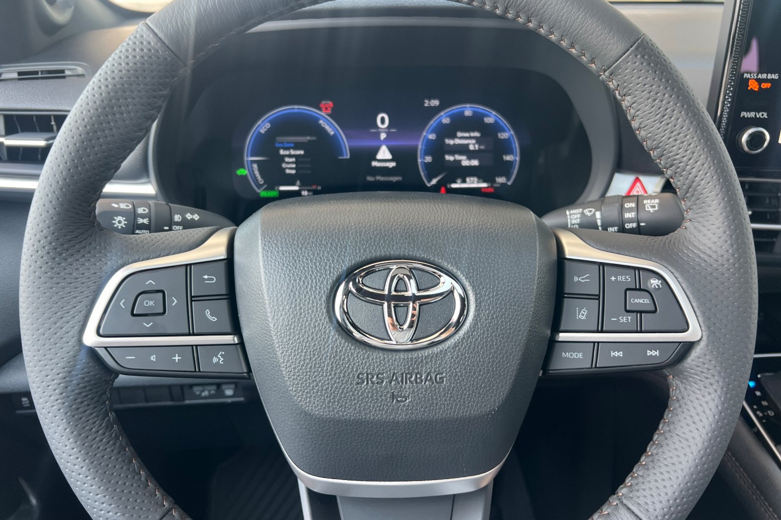 New 2026 Toyota Sienna Limited AWD/4WD image 21