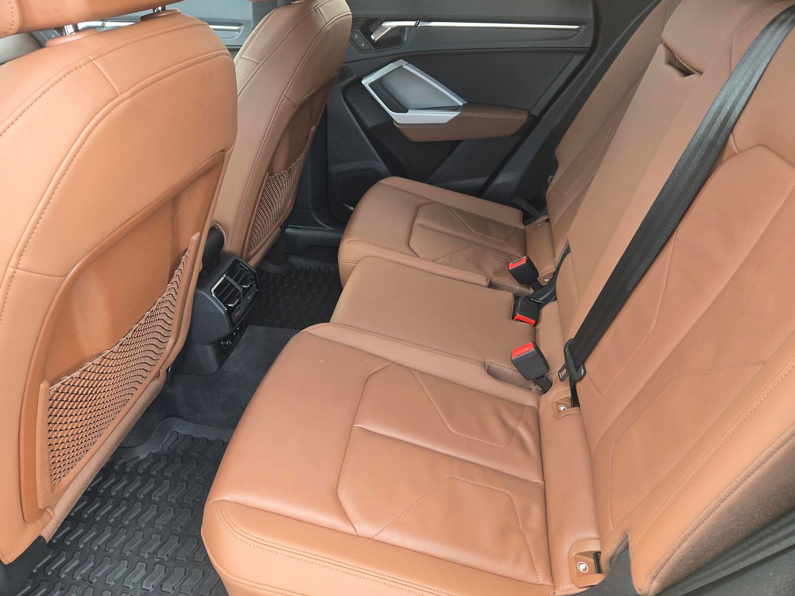 Used 2020 Audi Q3 2.0T Premium Plus w/ Premium Plus Package image 11