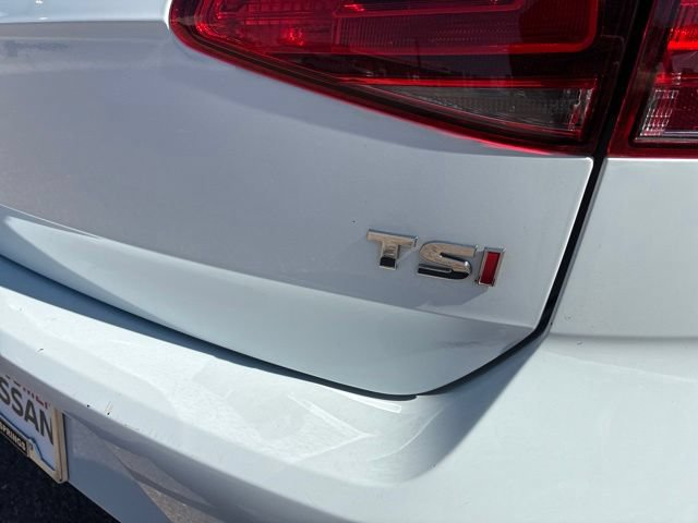 Used 2017 Volkswagen Golf Wolfsburg Edition FWD image 15
