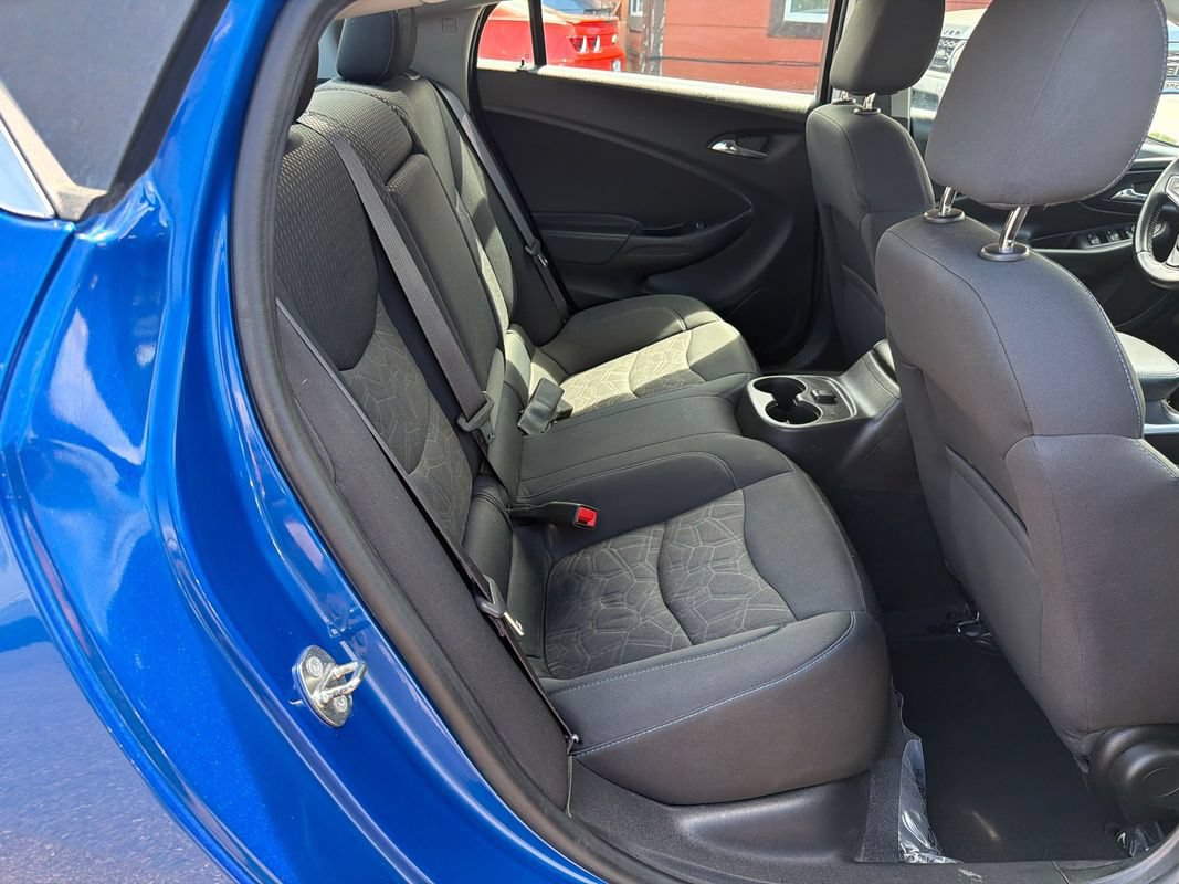 Used 2016 Chevrolet Volt LT w/ Comfort Package FWD image 15