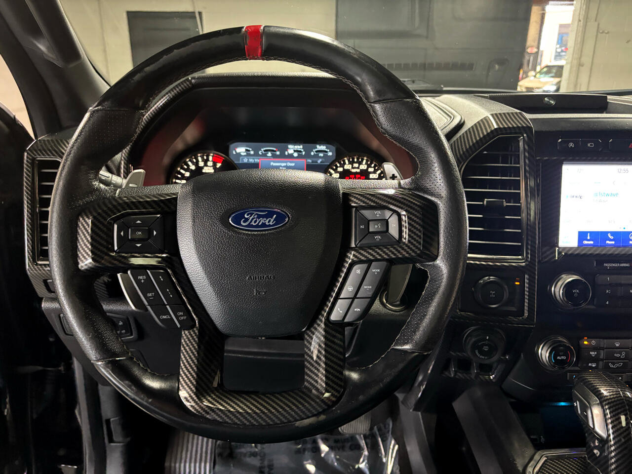 Used 2019 Ford F150 Raptor w/ Equipment Group 802A Luxury image 15