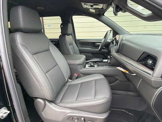 New 2026 Chevrolet Tahoe Z71 w/ Adventure Package 2 - Box AWD/4WD image 13
