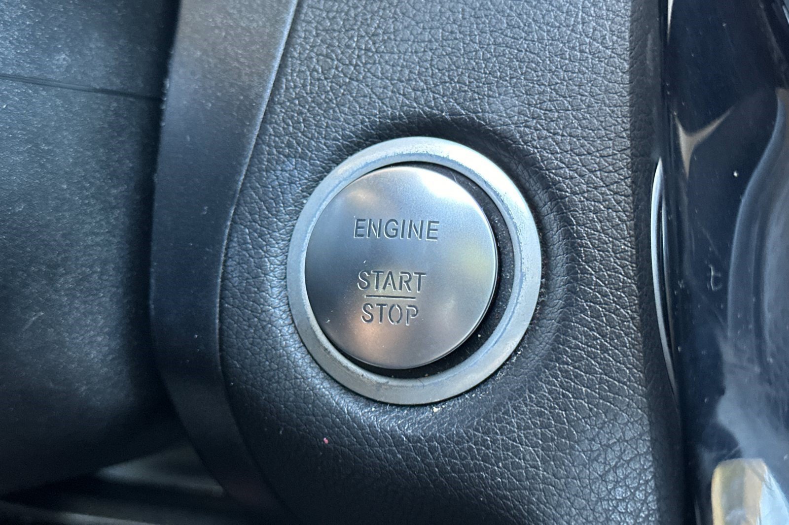 Used 2016 Mercedes-Benz C 300 Sedan image 17