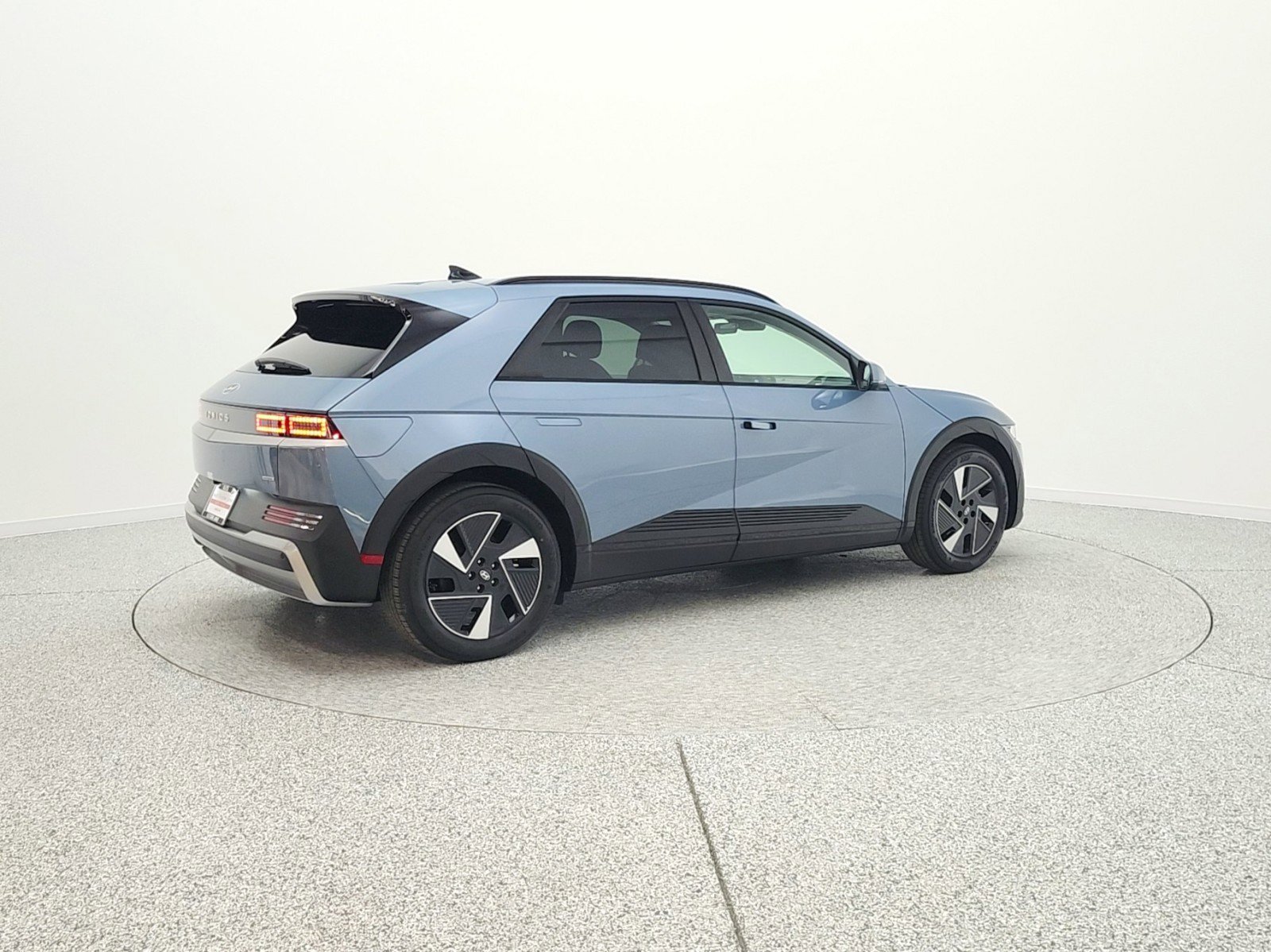 Used 2025 Hyundai Ioniq 5 SEL AWD/4WD image 5
