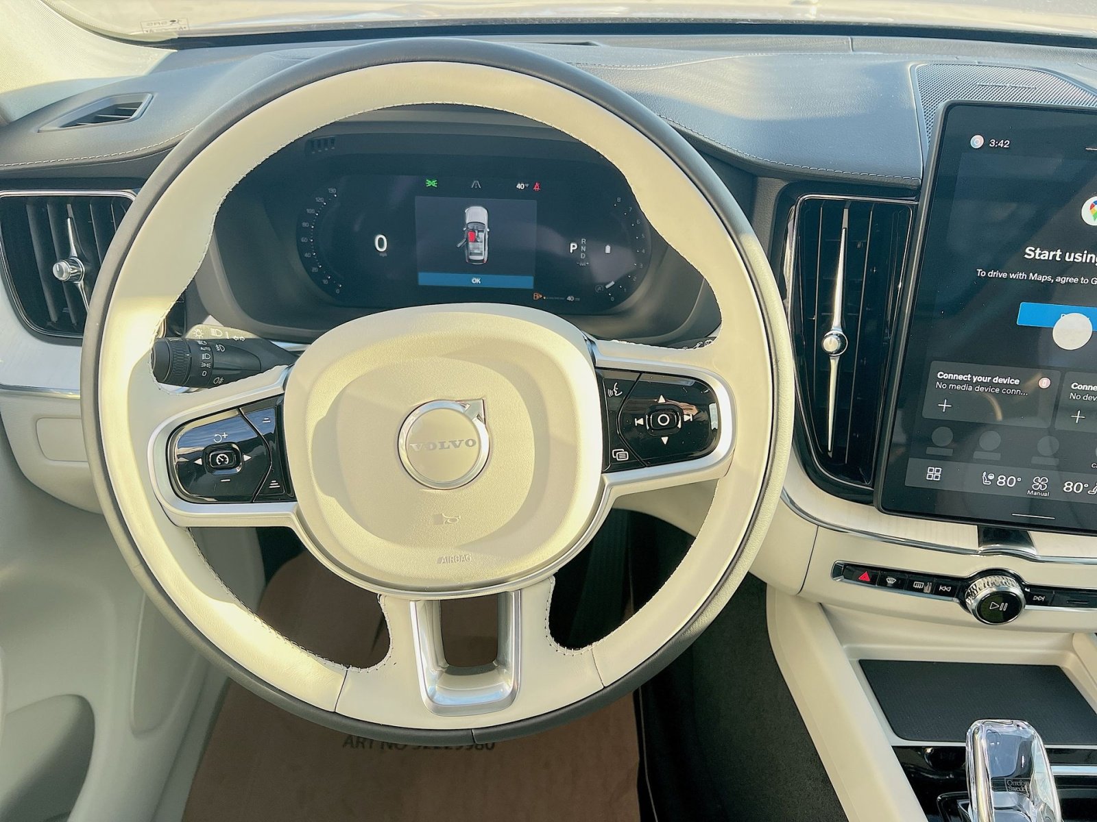 New 2026 Volvo XC60 B5 Ultra w/ Protection Package Premier image 16