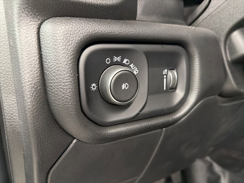 New 2026 RAM 3500 4x4 Crew Cab DRW image 12