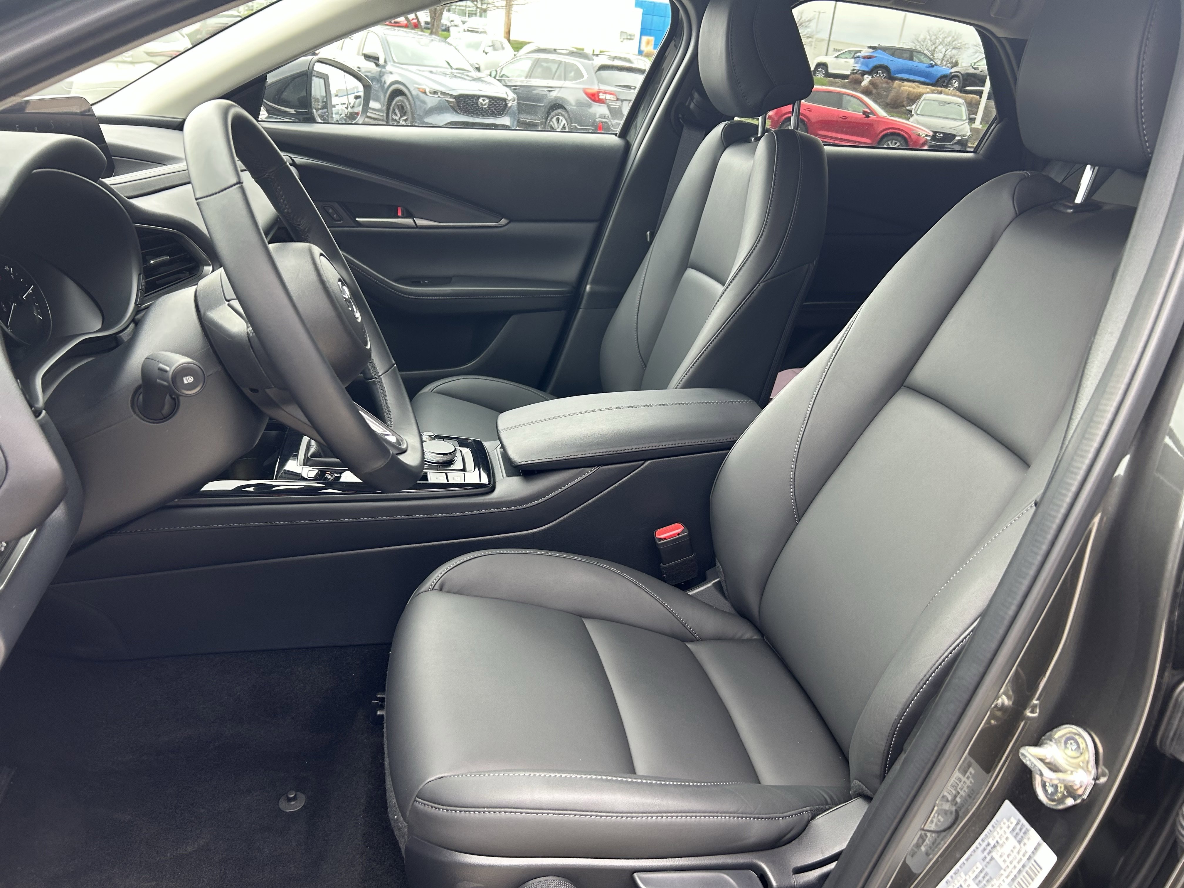 Certified 2025 MAZDA CX-30 AWD 2.5 S w/ Select Sport Pkg image 22