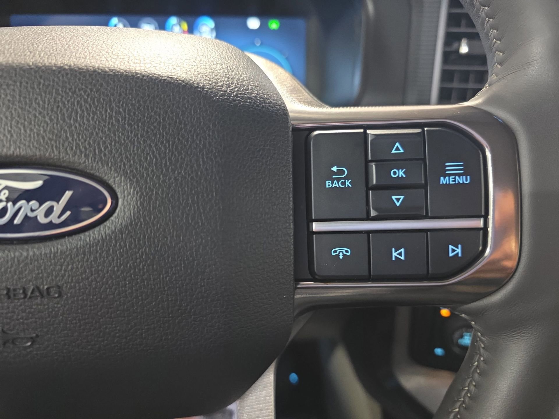 Used 2024 Ford F150 Platinum w/ Equipment Group 703A Plus image 17