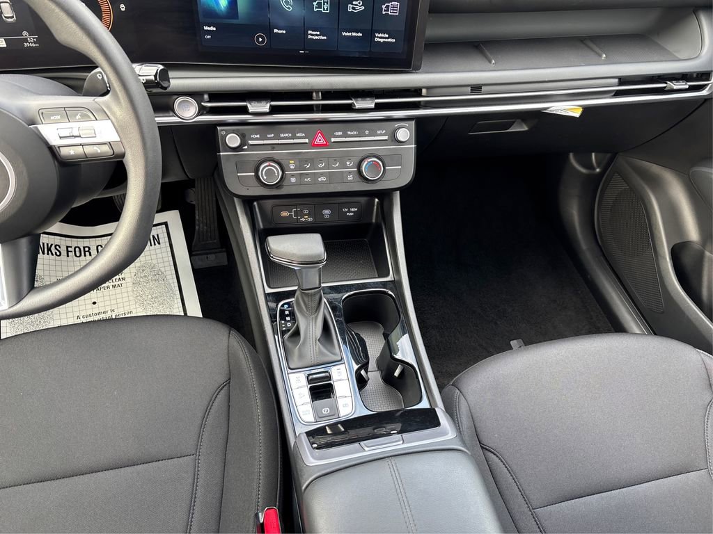 Certified 2025 Hyundai Tucson SE image 20