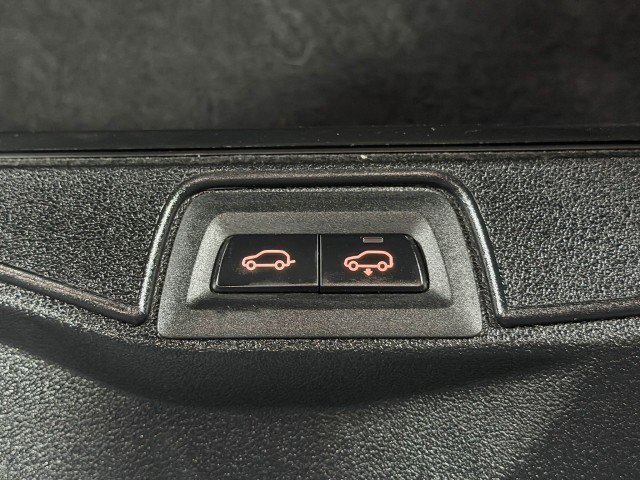 Used 2022 BMW X5 xDrive45e w/ M Sport Package image 13