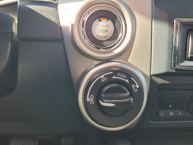 Used 2021 Nissan Titan SV w/ SV Convenience Package AWD/4WD image 26