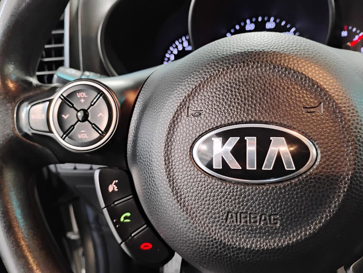 Used 2018 Kia Soul image 63