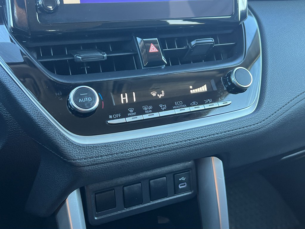 Used 2024 Toyota Corolla Cross LE image 21