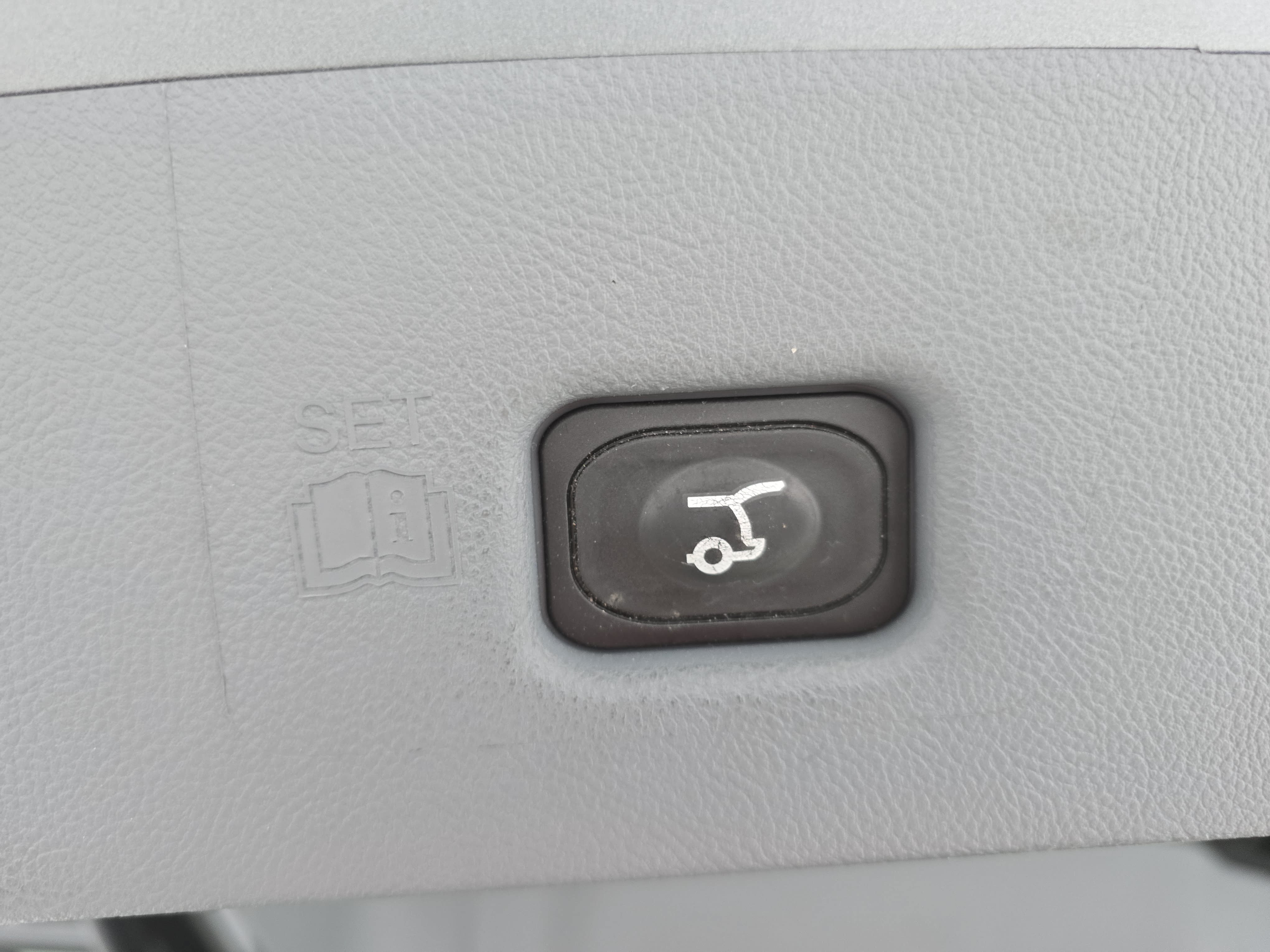 Used 2023 Lincoln Nautilus Reserve w/ Equipment Group 201A AWD/4WD image 13