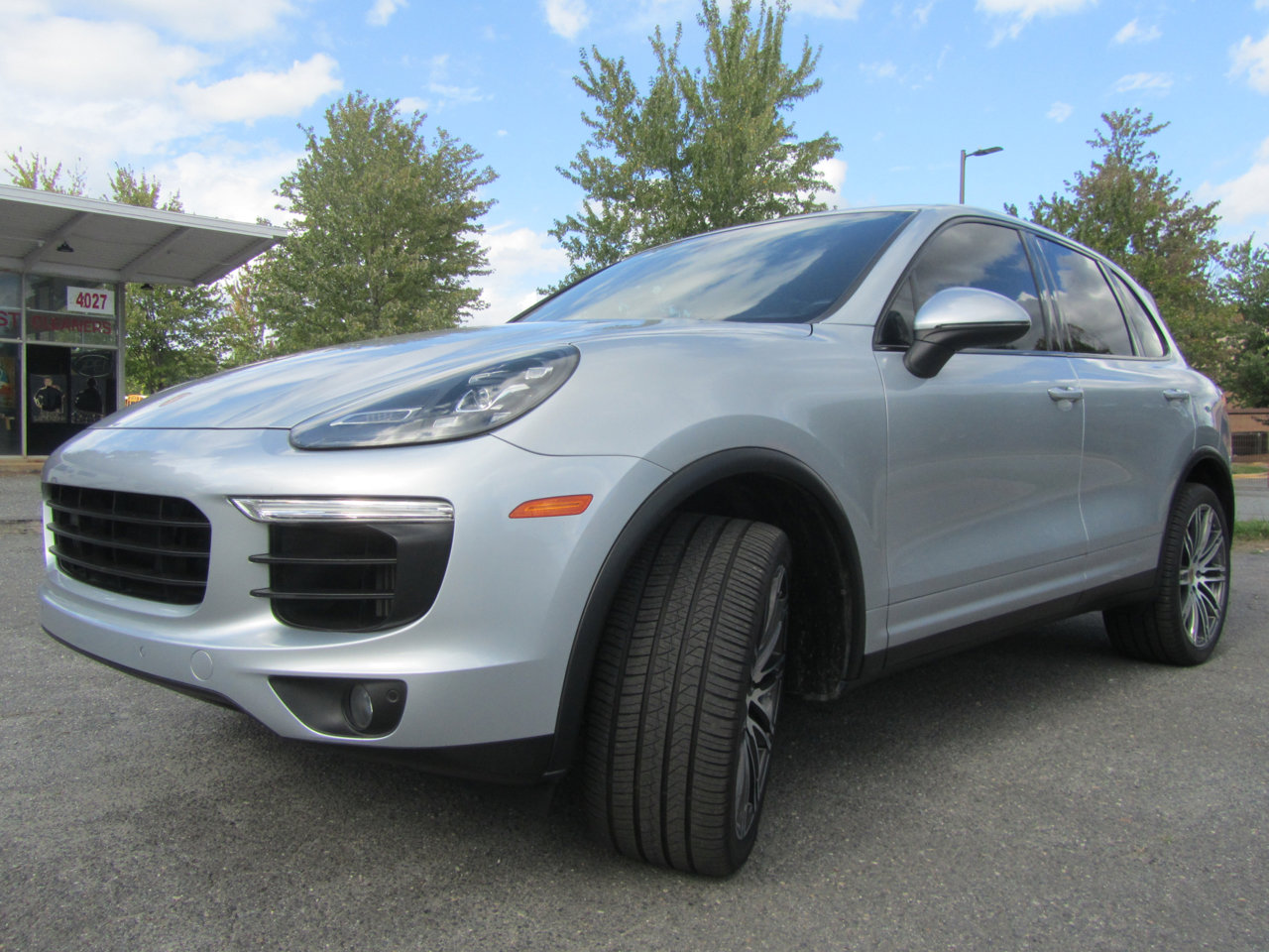 Used 2016 Porsche Cayenne S w/ Premium Plus Package image 7