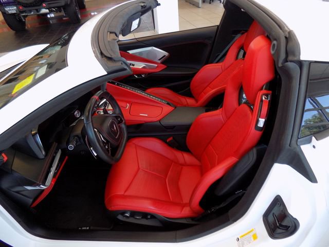 Used 2021 Chevrolet Corvette Stingray Premium Cpe w/ Z51 Performance Package RWD image 31