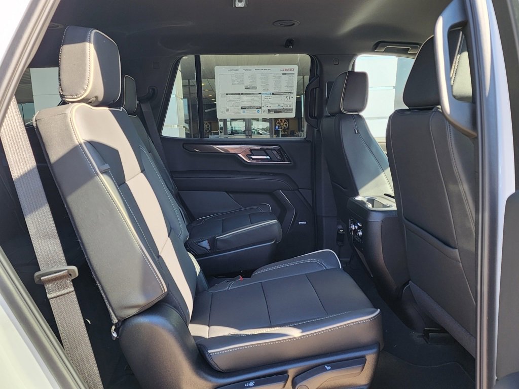 New 2026 GMC Yukon Elevation image 46