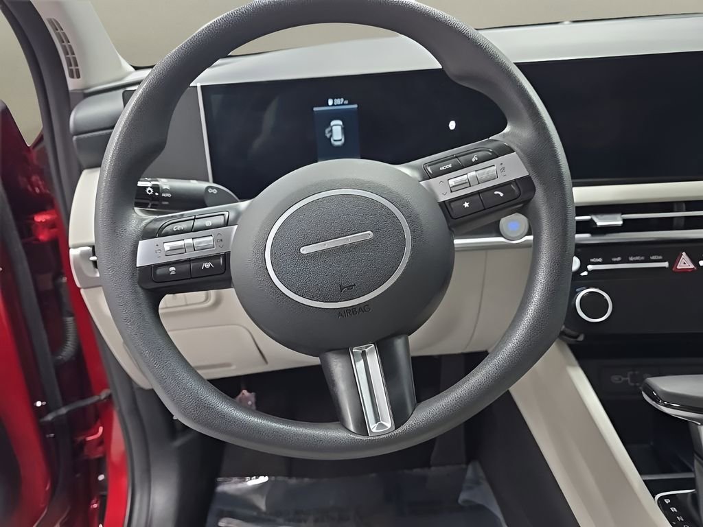Used 2025 Hyundai Tucson SEL FWD image 21