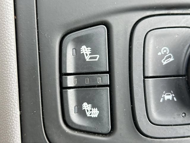 Used 2022 GMC Terrain SLT w/ Infotainment Package II FWD image 19
