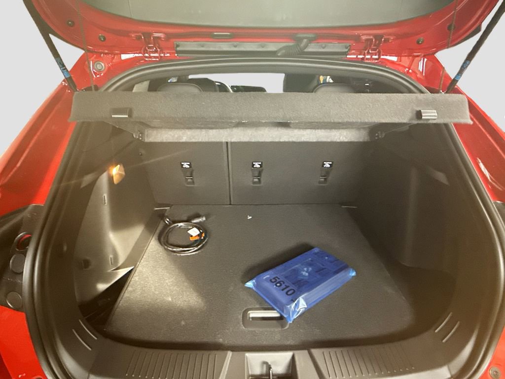 New 2026 Chevrolet Trax RS w/ Driver Confidence Package image 24