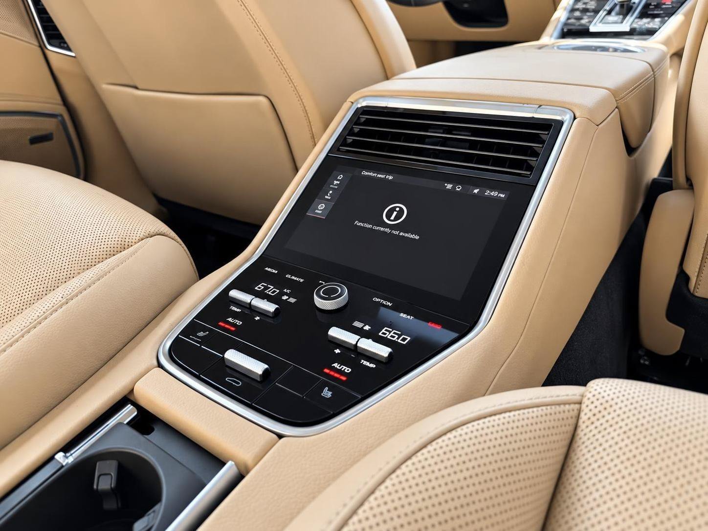 Used 2023 Porsche Panamera 4 Platinum Edition AWD/4WD image 21