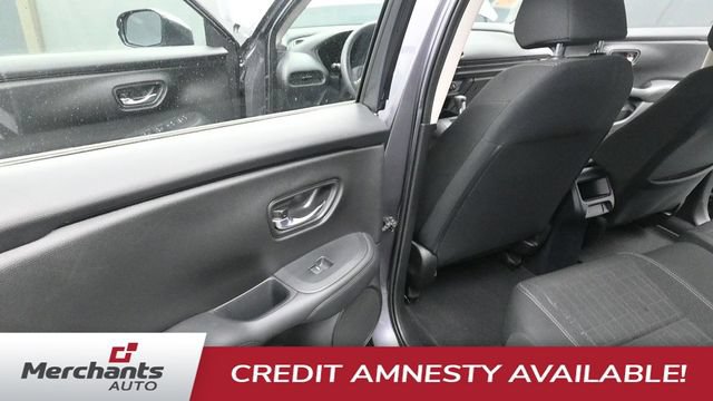 Used 2023 Honda HR-V LX image 12