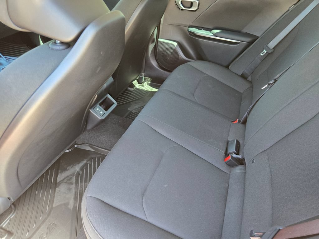 New 2026 Kia K4 FWD image 21