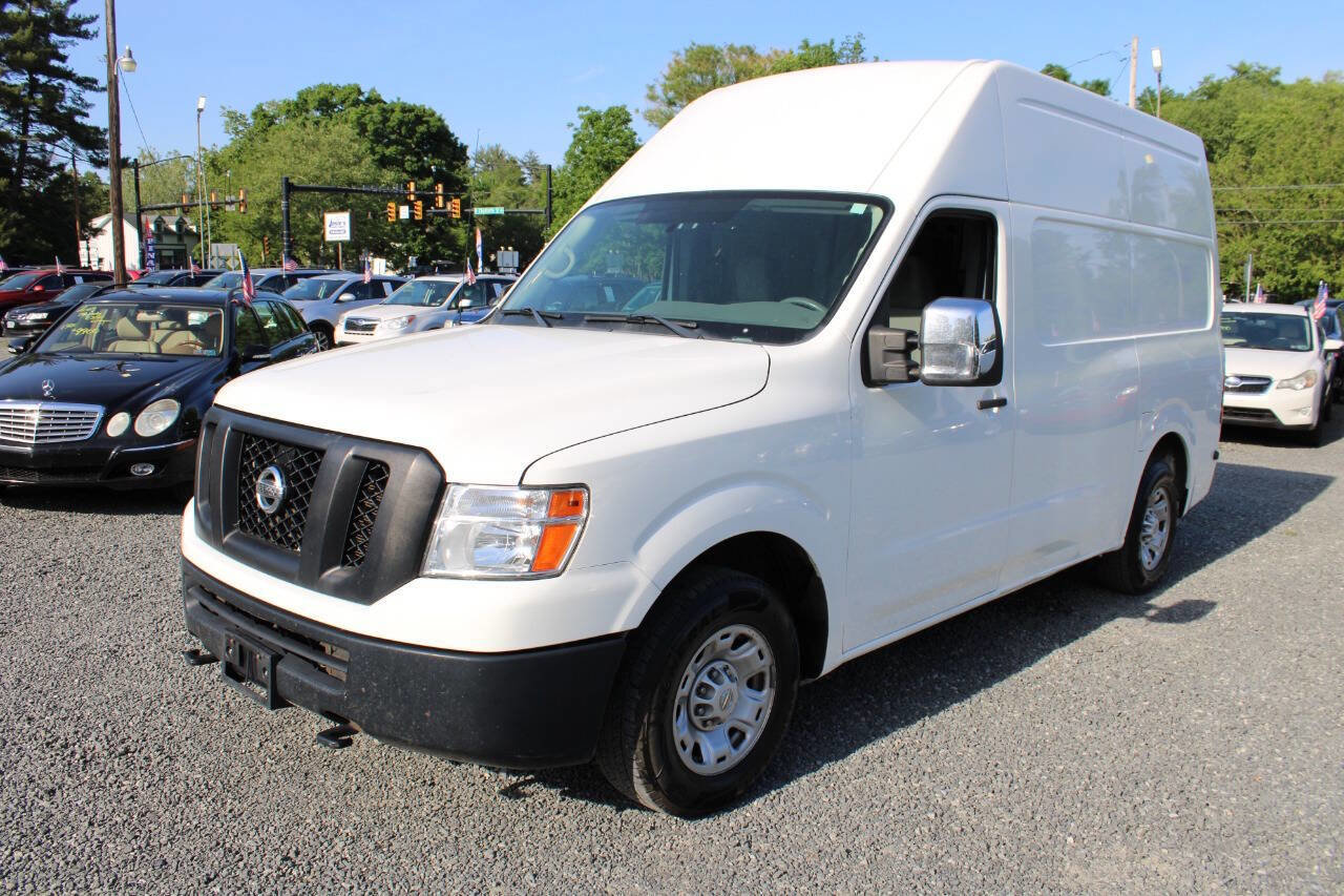 Used 2019 Nissan NV 2500 SV RWD image 2