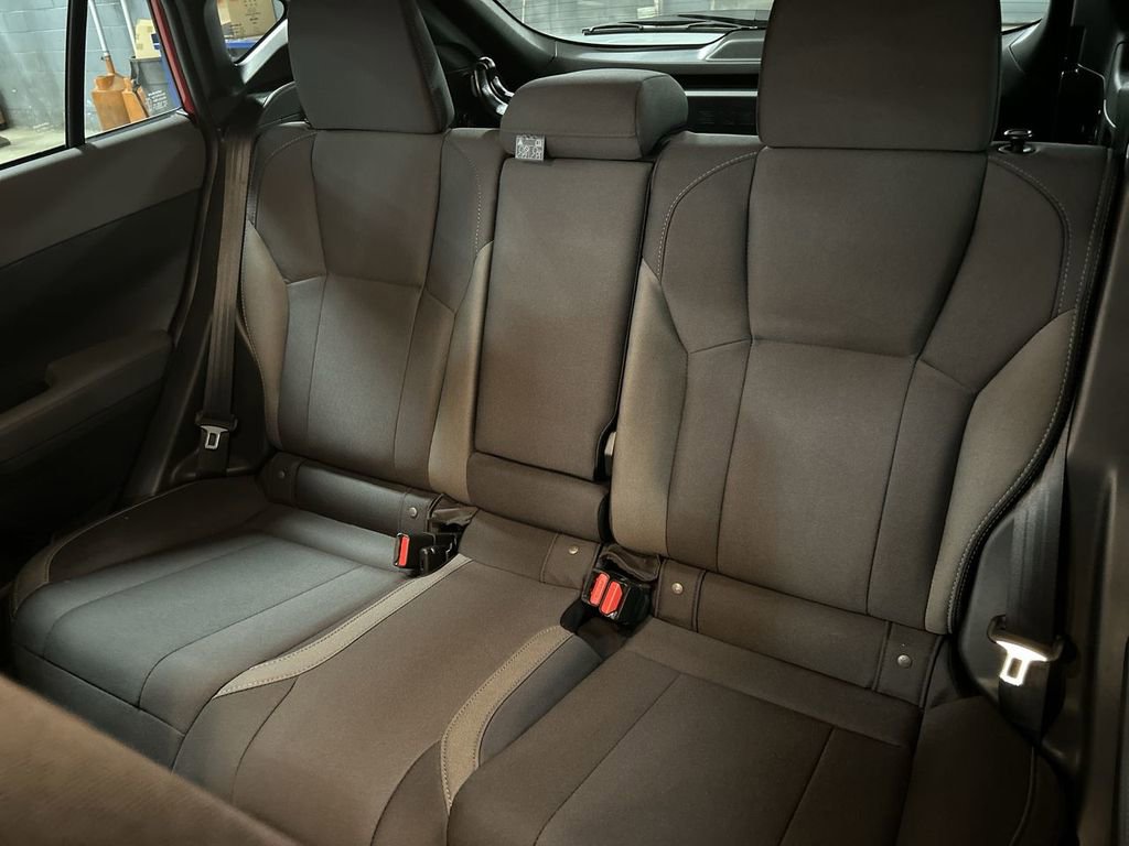 Certified 2025 Subaru Crosstrek 2.0i Premium image 23