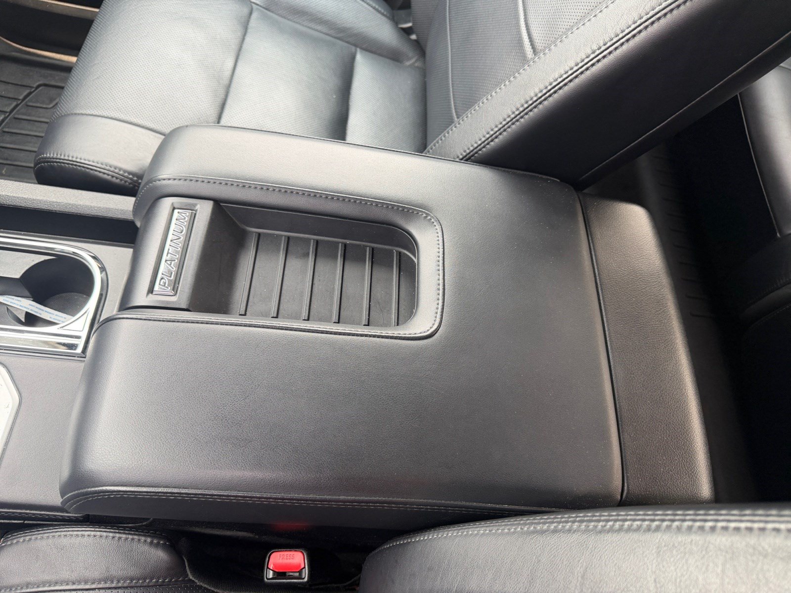 Used 2021 Toyota Tundra Platinum AWD/4WD image 15