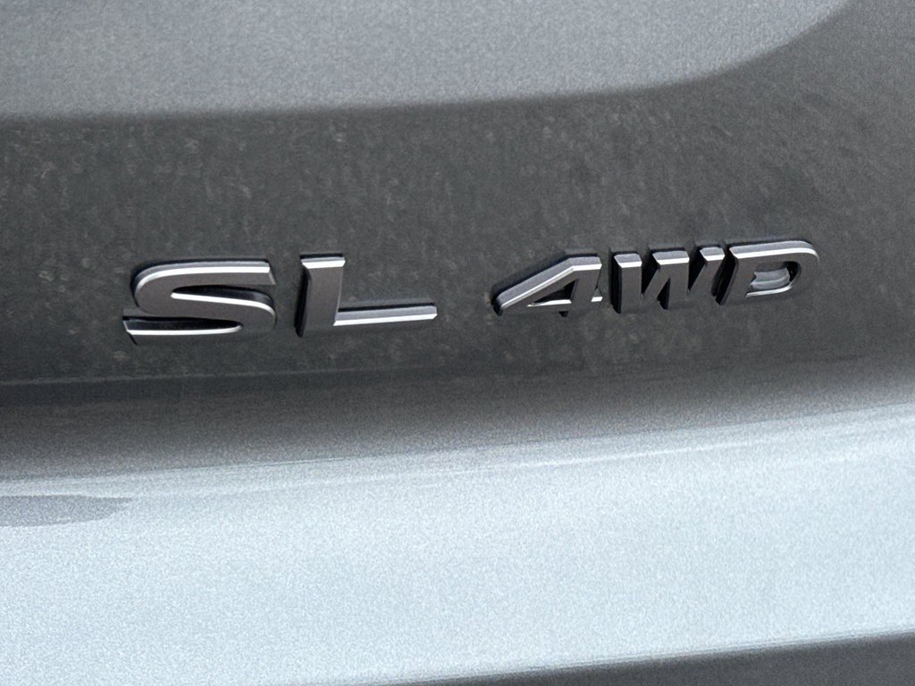 New 2026 Nissan Pathfinder SL image 8