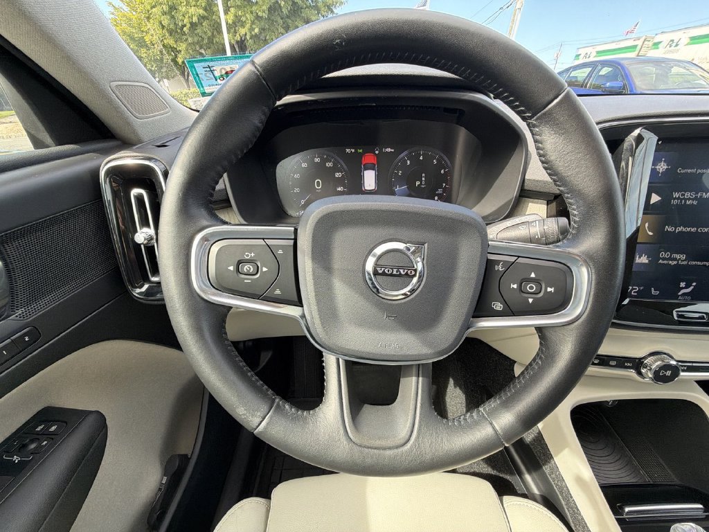 Used 2019 Volvo XC40 T5 Inscription AWD/4WD image 23