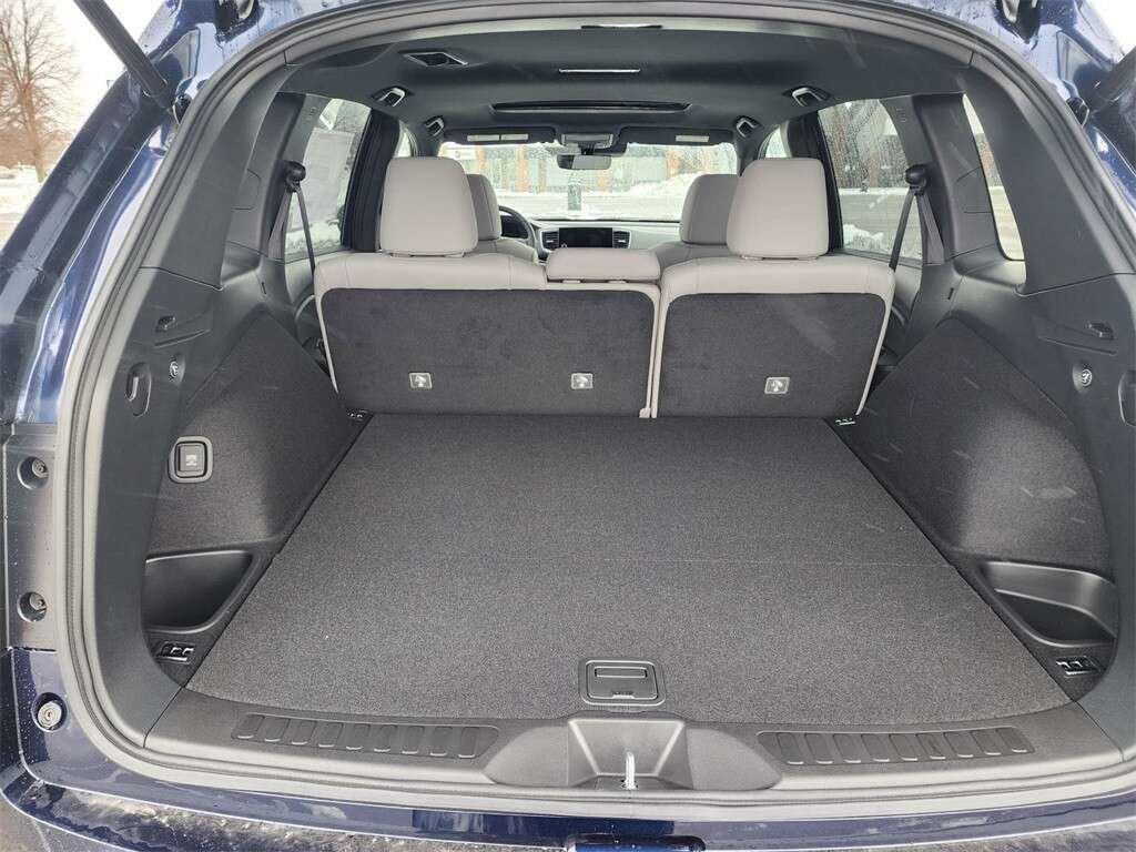 Used 2023 Honda Passport EX-L image 16